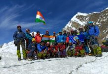 हाई एल्टीट्यूड पर्वत शिखरों को पार कर सफलता पूर्वक केदारनाथ पहुंचा दल