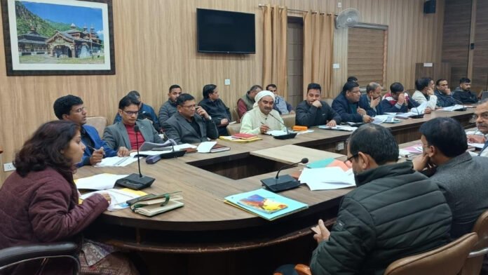 जल जीवन मिशन के अंतर्गत कार्यों को 15 मार्च तक पूर्ण करें : सीडीओ जल जीवन मिशन के अंतर्गत कार्यों को 15 मार्च तक पूर्ण करें : सीडीओ