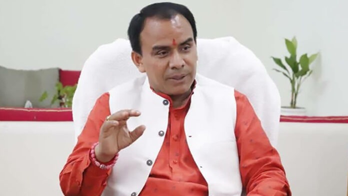 13 लाख बच्चों को पिलाई जायेगी पोलियो ड्राप : डॉ. धन सिंह रावत 13 लाख बच्चों को पिलाई जायेगी पोलियो ड्राप : डॉ. धन सिंह रावत