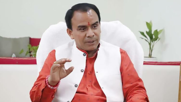 बेसिक शिक्षक भर्ती के लिए बीएड की बाध्यता खत्म बेसिक शिक्षक भर्ती के लिए बीएड की बाध्यता खत्म