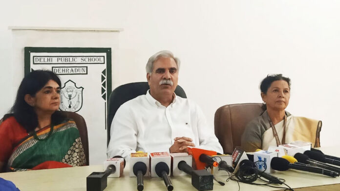 डीपीएस ‘विविधांजलि एक युग’ के माध्यम से देगा अपने संस्थापक अध्यक्ष को श्रद्धांजलि डीपीएस ‘विविधांजलि एक युग’ के माध्यम से देगा अपने संस्थापक अध्यक्ष को श्रद्धांजलि