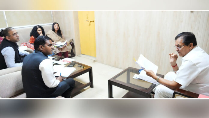 प्रदेश सरकार मुख्यमंत्री एकल महिला स्वरोजगार योजना शीघ्र लॉन्च करेगी प्रदेश सरकार मुख्यमंत्री एकल महिला स्वरोजगार योजना शीघ्र लॉन्च करेगी