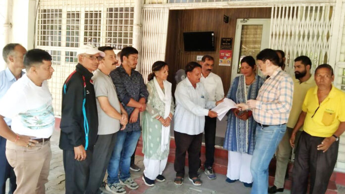 सामाजिक संगठनों ने मुख्यमंत्री को भेजा ज्ञापन सामाजिक संगठनों ने मुख्यमंत्री को भेजा ज्ञापन