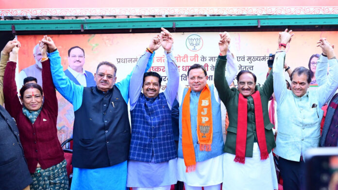 केदारनाथ में जीत के बाद धामी का दबदबा, उत्तराखंड में कांग्रेस का पतन जारी केदारनाथ में जीत के बाद धामी का दबदबा, उत्तराखंड में कांग्रेस का पतन जारी