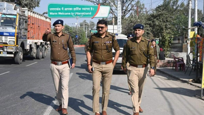 यातायात के लिए चुनौती बन रहे चौक चौराहो को जांचने ग्राउंड पर उतरे अजय सिंह यातायात के लिए चुनौती बन रहे चौक चौराहो को जांचने ग्राउंड पर उतरे अजय सिंह