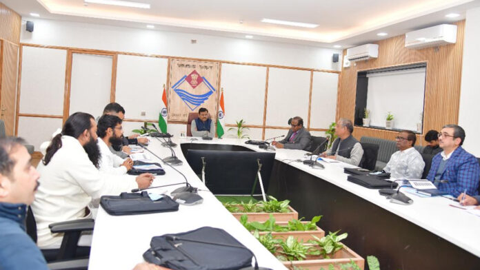 पशुओं में उत्पादकता बढ़ाए जाने के लिए नस्लवाद लक्ष्य निर्धारित किए जाएं : आनन्द बर्द्धन पशुओं में उत्पादकता बढ़ाए जाने के लिए नस्लवाद लक्ष्य निर्धारित किए जाएं : आनन्द बर्द्धन