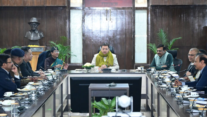 विभागों के कार्यों की पारदर्शिता और जवाबदेही में वृद्धि होगी : सीएम विभागों के कार्यों की पारदर्शिता और जवाबदेही में वृद्धि होगी : सीएम