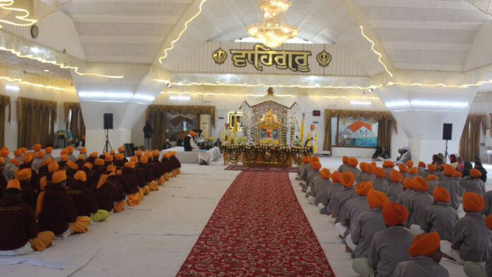 हर्षोल्लास से मनाया गया श्री गुरु गोबिंद सिंह जी महाराज का प्रकाश पर्व हर्षोल्लास से मनाया गया श्री गुरु गोबिंद सिंह जी महाराज का प्रकाश पर्व