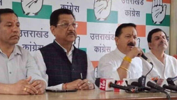 भाजपा सरकार के कार्यकाल में फल-फूल रहे भ्रष्टाचारी : करन माहरा भाजपा सरकार के कार्यकाल में फल-फूल रहे भ्रष्टाचारी : करन माहरा