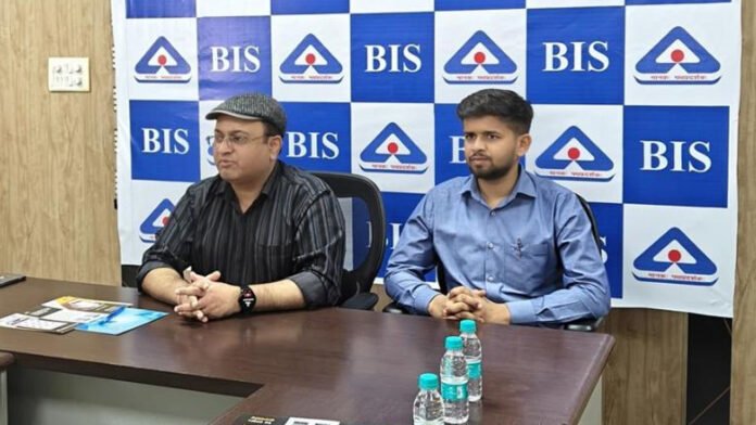 बीआईएस केयर ऐप से उत्पादों की प्रमाणिकता की करें जांच बीआईएस केयर ऐप से उत्पादों की प्रमाणिकता की करें जांच