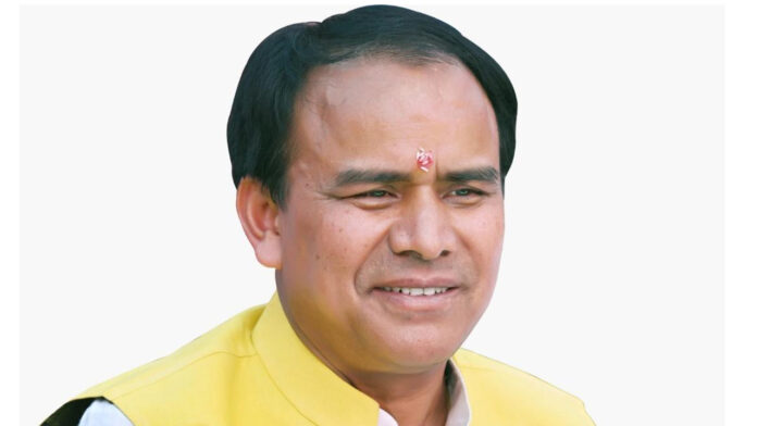 567 डॉक्टर रखेंगे तीर्थ यात्रियों के स्वास्थ्य का ख्याल : डॉ. धन सिंह रावत 567 डॉक्टर रखेंगे तीर्थ यात्रियों के स्वास्थ्य का ख्याल : डॉ. धन सिंह रावत