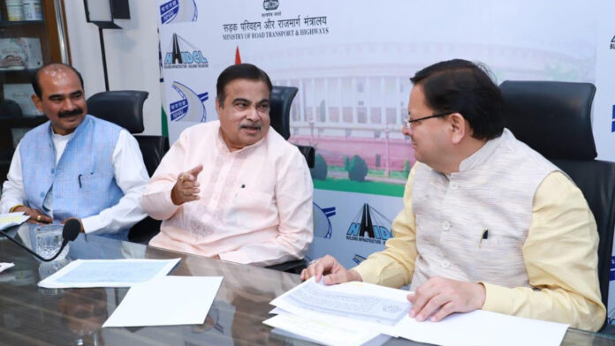 सीएम ने केंद्रीय मंत्री गडकरी से महत्वपूर्ण सड़क के शीघ्र स्वीकृति दिए जाने का अनुरोध किया सीएम ने केंद्रीय मंत्री गडकरी से महत्वपूर्ण सड़क के शीघ्र स्वीकृति दिए जाने का अनुरोध किया