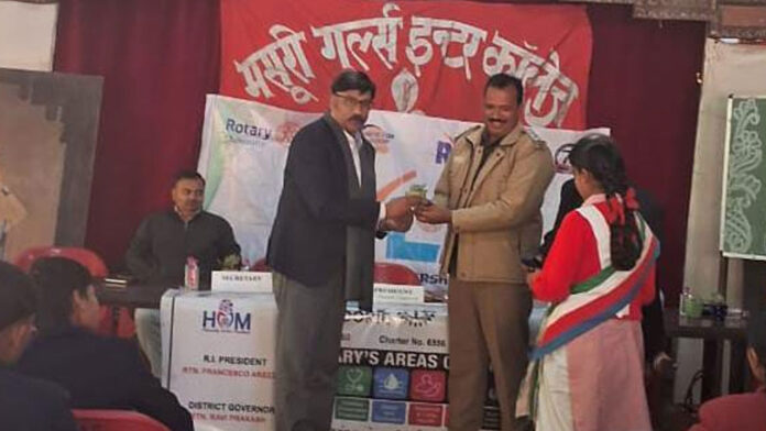 दून पुलिस ने चलाया साइबर जागरूकता अभियान दून पुलिस ने चलाया साइबर जागरूकता अभियान