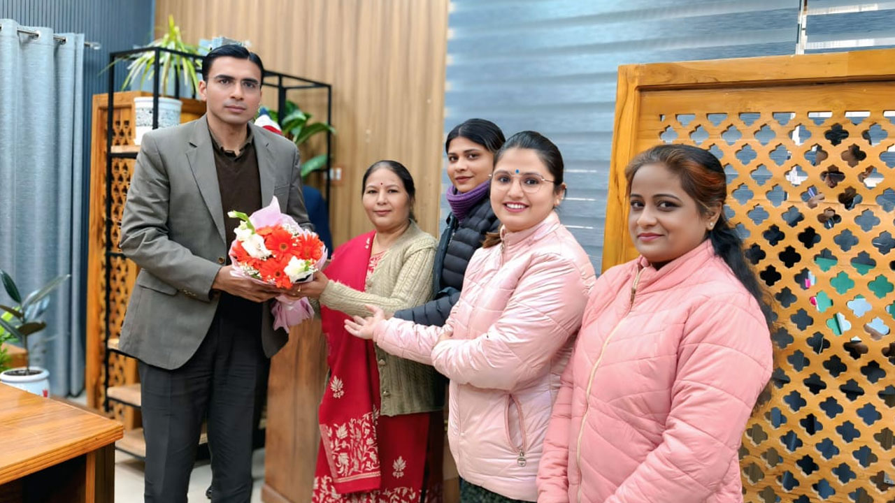 DM was honored by the Journalists Union