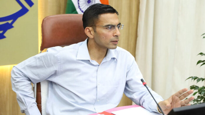 जिले के 76 जर्जर स्कूल भवन होंगे ध्वस्त, बच्चों की सुरक्षा सर्वोपरि : ज़िलाधिकारी जिले के 76 जर्जर स्कूल भवन होंगे ध्वस्त, बच्चों की सुरक्षा सर्वोपरि : ज़िलाधिकारी