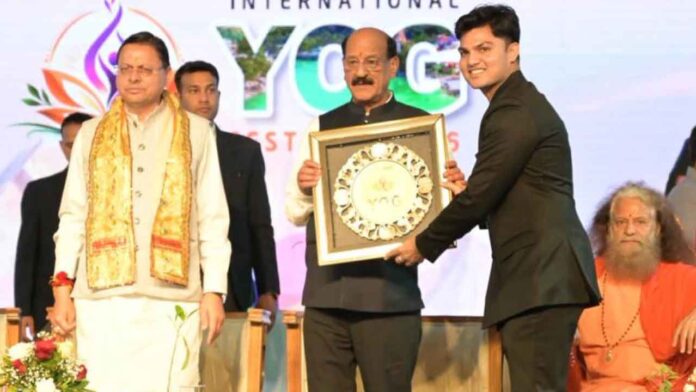 पीएम के प्रयासों से योग को वैश्विक पहचान मिली : उनियाल पीएम के प्रयासों से योग को वैश्विक पहचान मिली : उनियाल