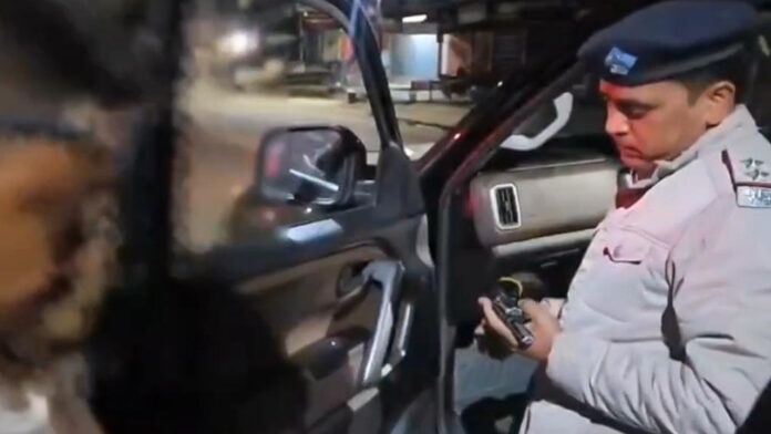 यूपी की लाइसेंसी रिवाल्वर को बिना अनुमति के उत्तराखण्ड में लाने वाला गिरफ्तार यूपी की लाइसेंसी रिवाल्वर को बिना अनुमति के उत्तराखण्ड में लाने वाला गिरफ्तार