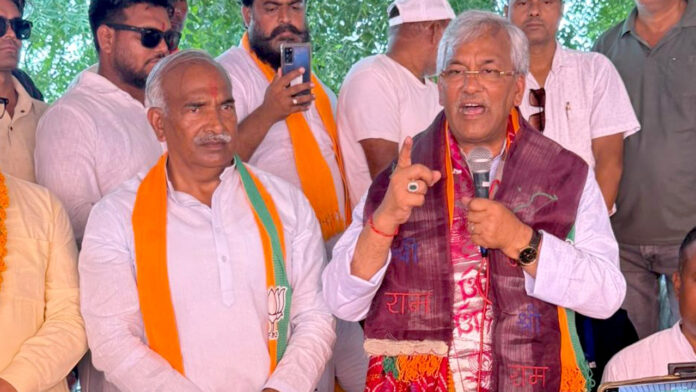 पावर सेंटर बना गदरपुर में विधायक अरविंद पांडे का आवास पावर सेंटर बना गदरपुर में विधायक अरविंद पांडे का आवास