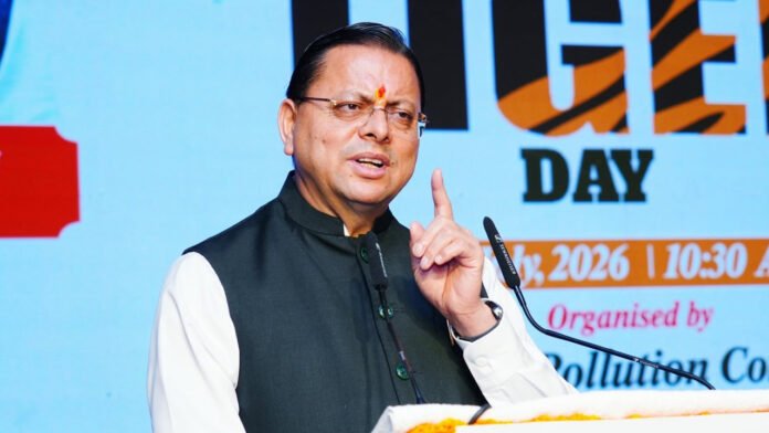 सिंगल-यूज प्लास्टिक के विरुद्ध जनभागीदारी से चलाना होगा प्रभावी अभियान : मुख्यमंत्री धामी