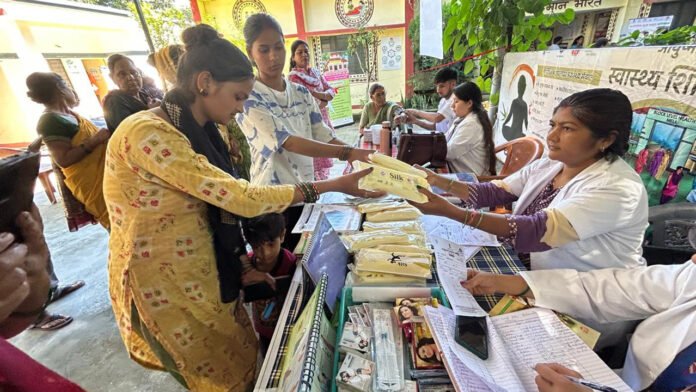 प्राथमिक स्वास्थ्य केंद्र बालावाला में आयोजित स्वास्थ्य शिविर में 181 मरीजों का पंजीकरण प्राथमिक स्वास्थ्य केंद्र बालावाला में आयोजित स्वास्थ्य शिविर में 181 मरीजों का पंजीकरण