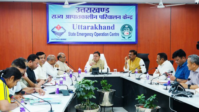 टीएचडीसी की निर्माणाधीन टनल में मलबा एवं पानी भरा, मुख्यमंत्री धामी ने संभाली कमान टीएचडीसी की निर्माणाधीन टनल में मलबा एवं पानी भरा, मुख्यमंत्री धामी ने संभाली कमान