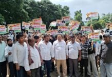 कांग्रेस के हल्ला बोल में गुलजार अहमद का शक्ति प्रदर्शन