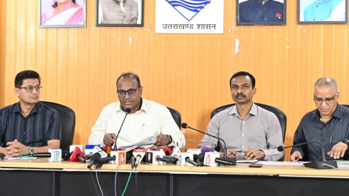 उत्तराखण्ड में एसआईआर के बाद मतदाता सूची जारी उत्तराखण्ड में एसआईआर के बाद मतदाता सूची जारी